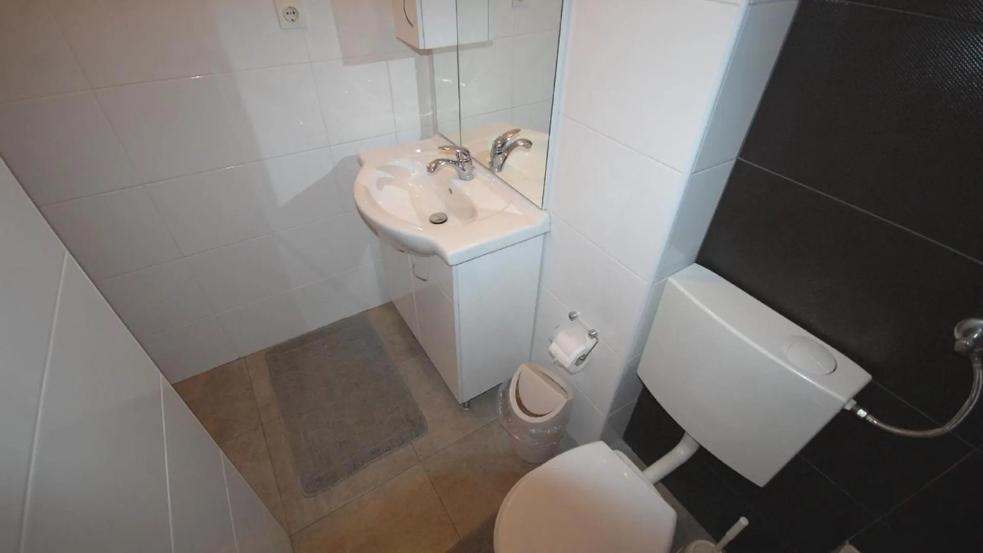 Ferienwohnung Fuer 5 Personen Ca 50 Qm In Njivice, Kvarner Bucht Krk Apartment